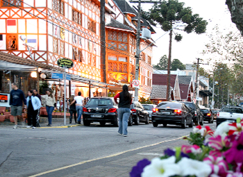 Zona Azul volta a operar em Campos do Jordão