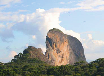Pedra do Baú é Monumento Natural