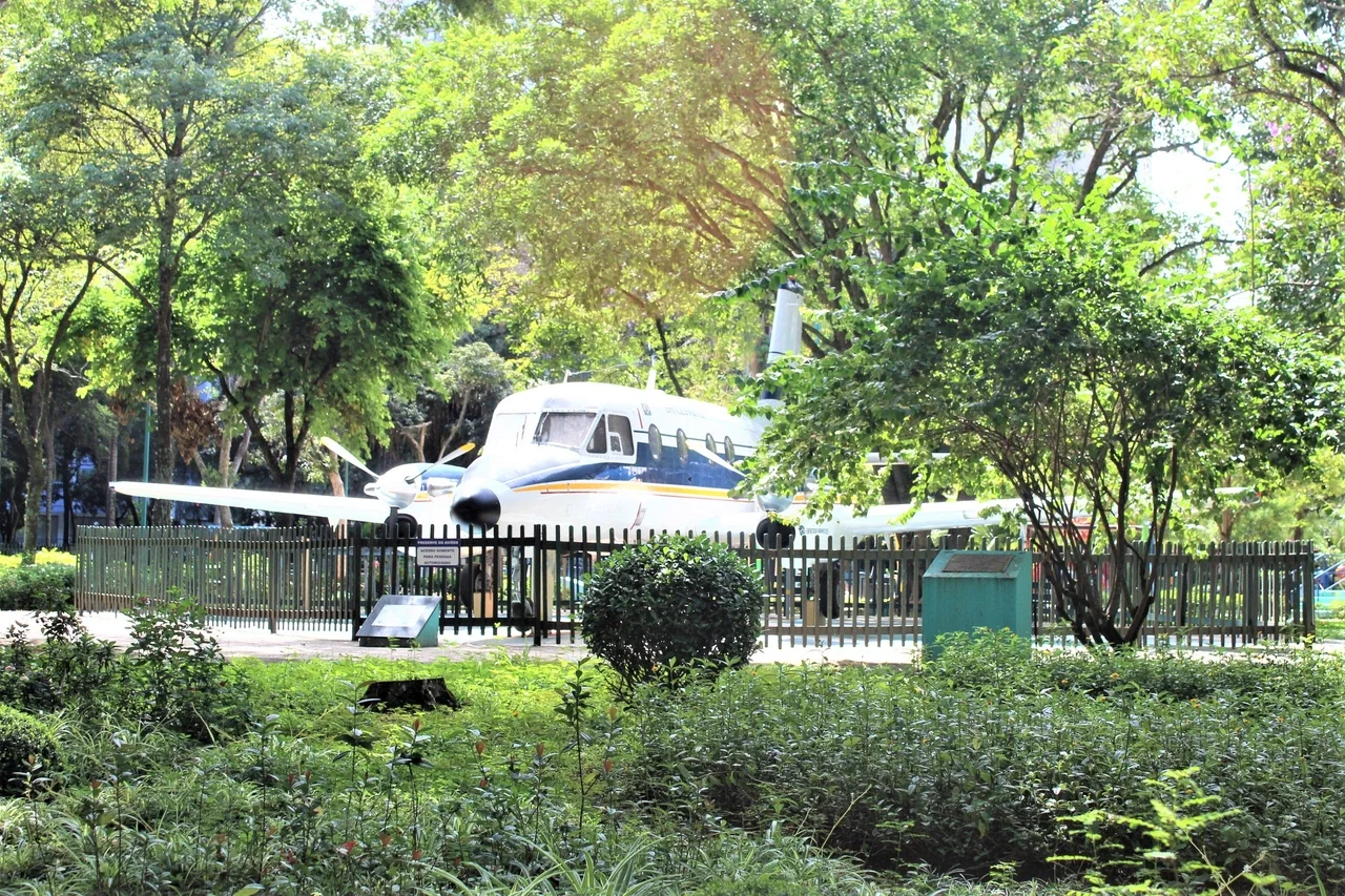 Avião Bandeirante exposto no Parque Santos Dumont, em fotografia de arquivo.