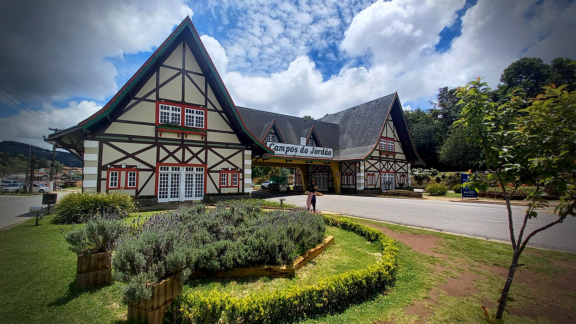Visita ao Portal de Campos do Jordão na manhã desta quinta-feira, 12 de novembro de 2020