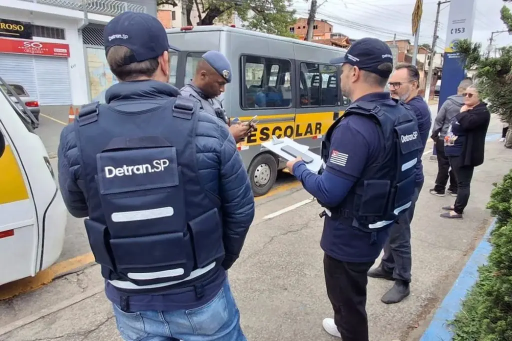 Detran-SP abre concurso para agente estadual de trânsito