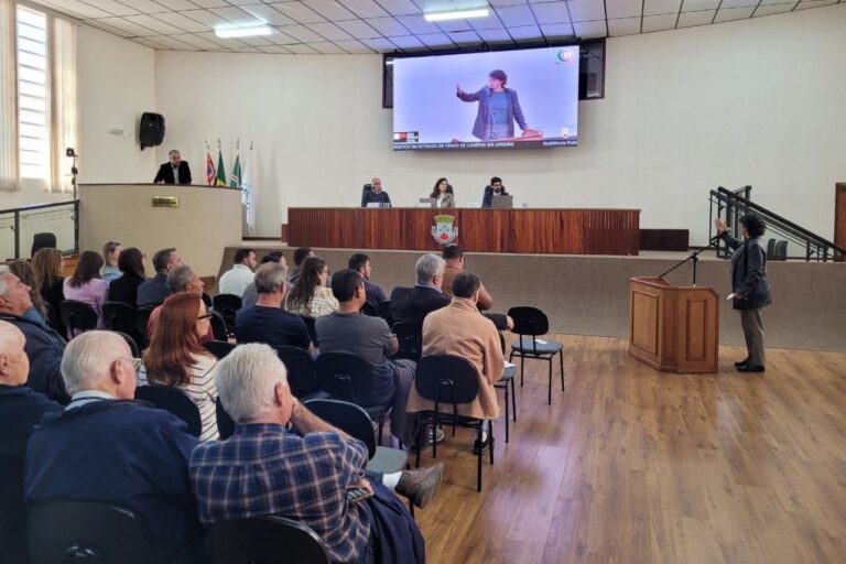 Volta do bondinho como transporte público domina audiência sobre concessão da Estrada de Ferro Campos do Jordão