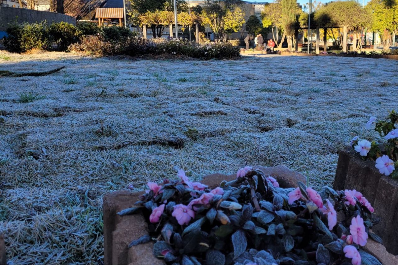Massa de ar polar derruba temperaturas no Vale do Paraíba