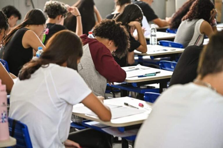 ENEM 2026: estudantes da rede pública de SP têm cadastro automático