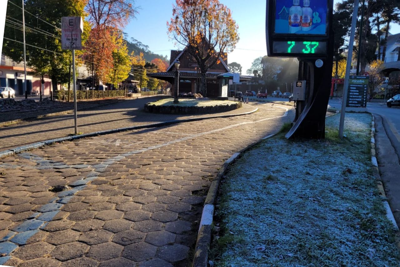 Abaixo de zero! Campos do Jordão registra temperatura negativa e forte geada