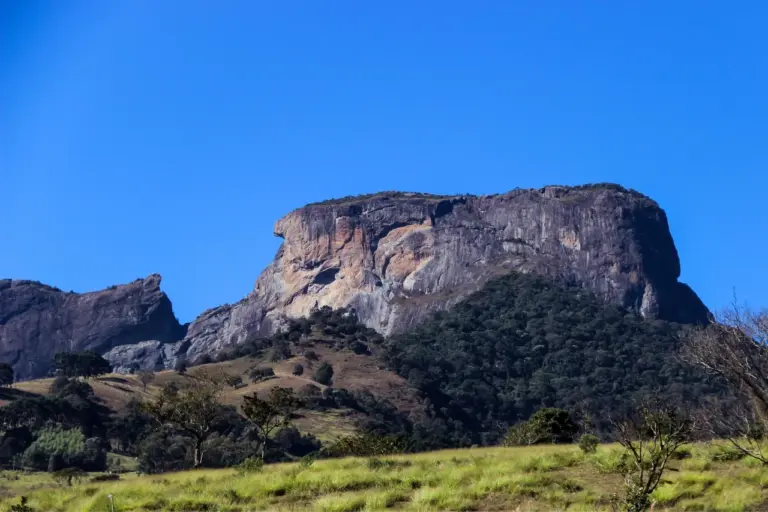 Descubra a Magia das Regiões Turísticas Paulistas: Mantiqueira, Fé e Rios do Vale