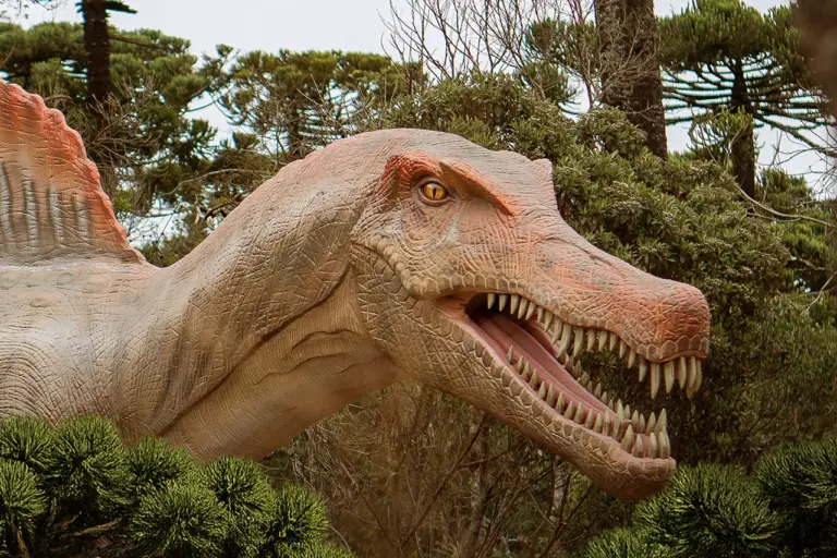 Terra dos Dinos abre em 12 de novembro em Campos do Jordão; veja preços e regras